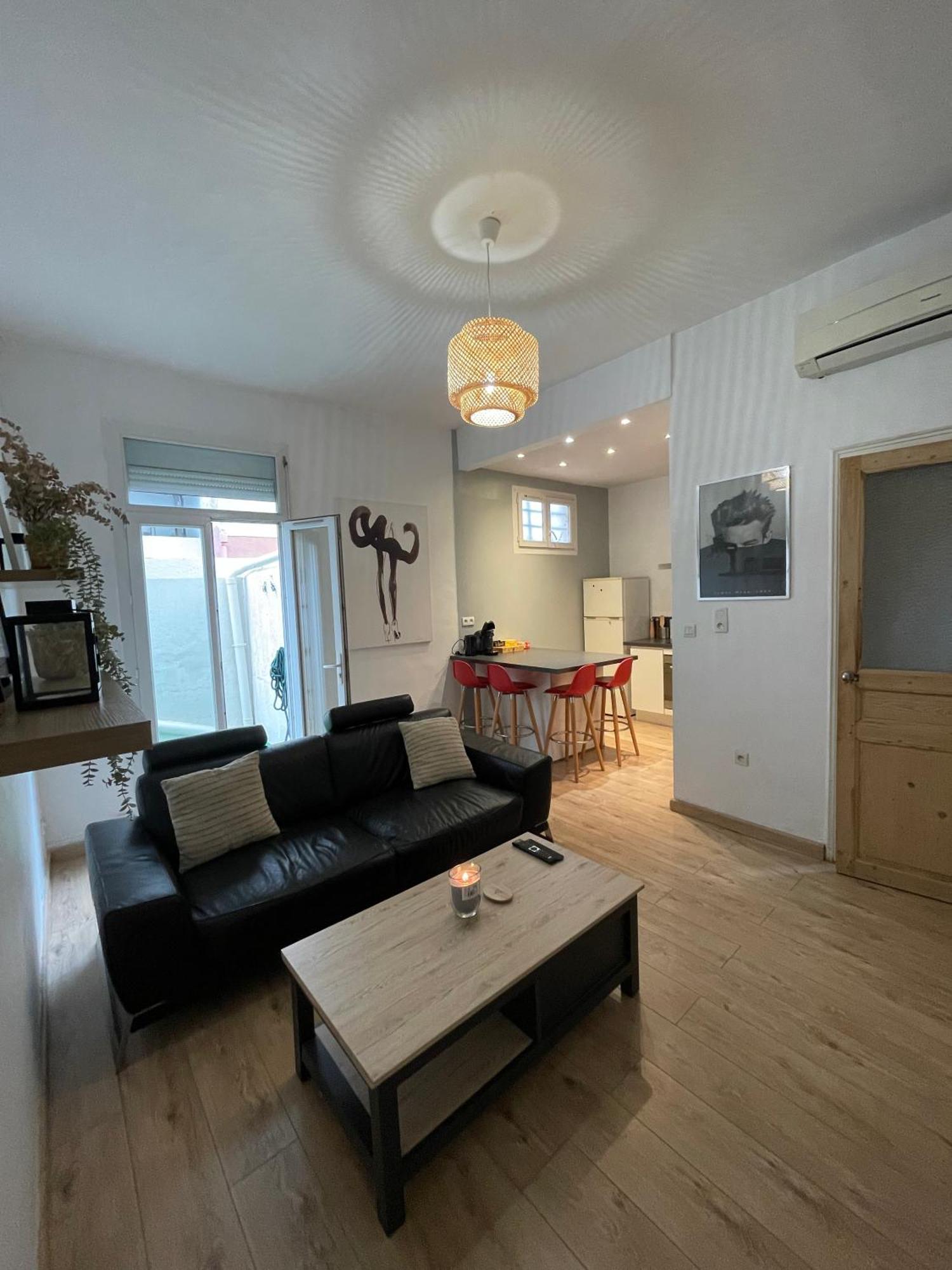 Cosy Nid Douillet Au Coeur Du Centre Ville De بيربينيو المظهر الخارجي الصورة
